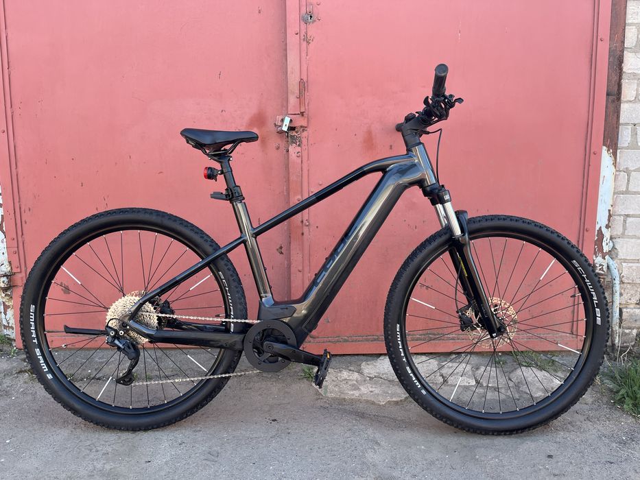 Електро велосипед  Электро дамка BOSCH мотор, малий пробіг