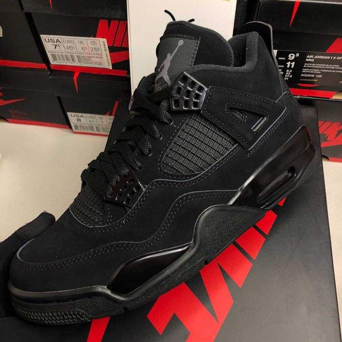 Air Jordan 4 Retro Black Cat r.40