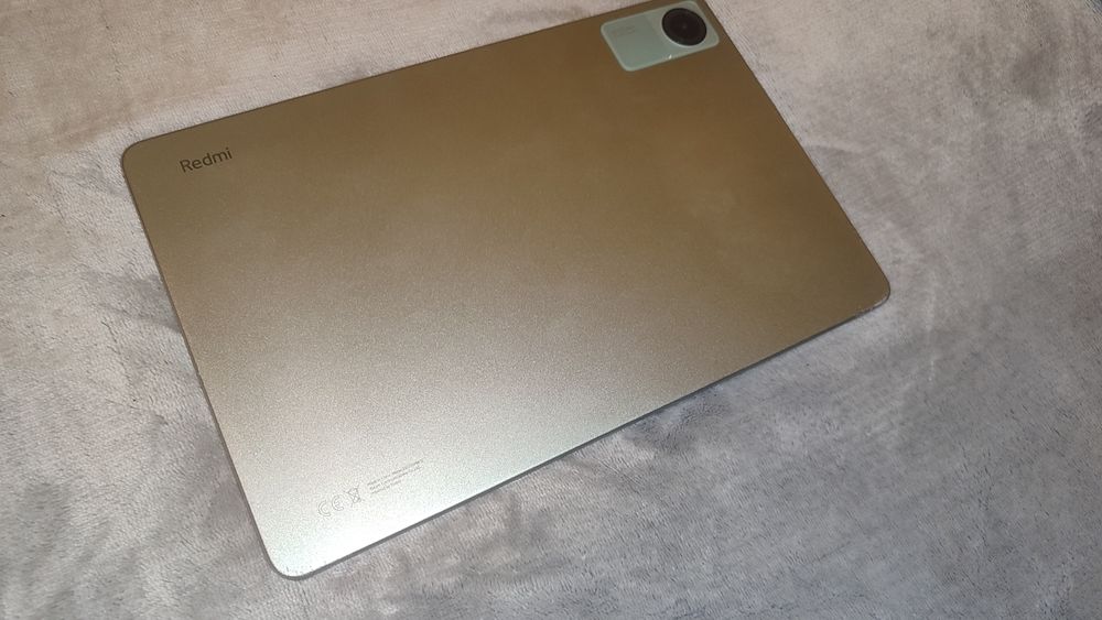 Xiaomi Pad SE б/у на 256 гб