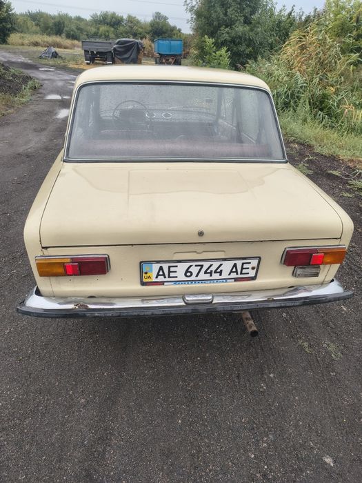 автомобіль Жигулі ваз 21011