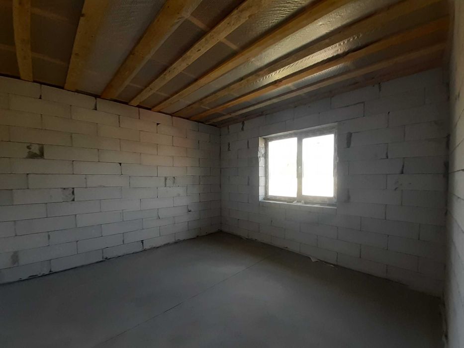 Будинок 80 м + 4 сотки +10 кВт Е ЕНЕРГІЇ  у Щасливому на Молодіжній