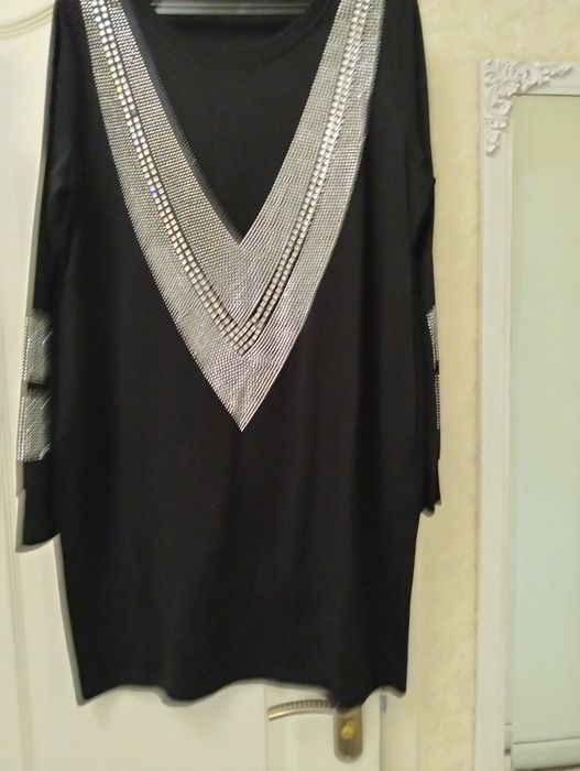 Сукня жіноча стильна,в камінчиках