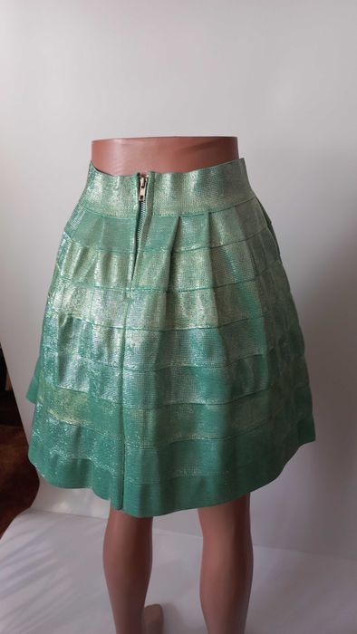 Коротка бірюзова спідниця 48 46 розмір