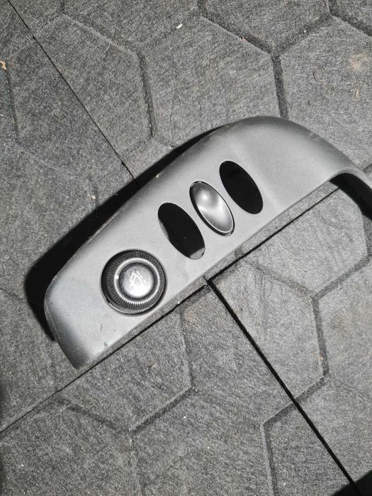 Porsche 911 4S 996 ramka radia deska rozdzielcza