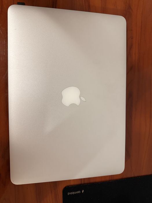 MacBook Pro, ноутбук