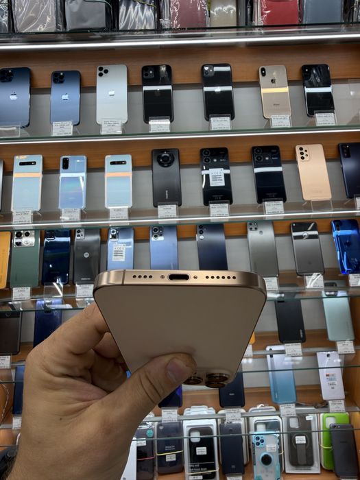 iPhone 16 Pro Max 256Gb  99% акб