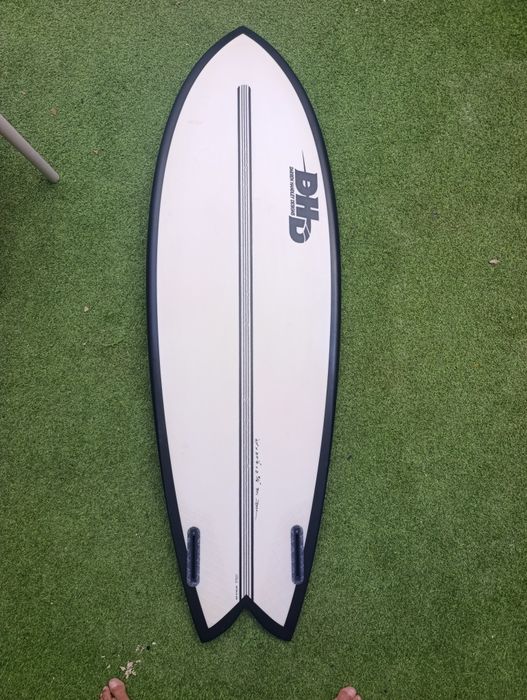 Prancha Surf Dhd Mini twin + Fins Keel Rob Machadoo