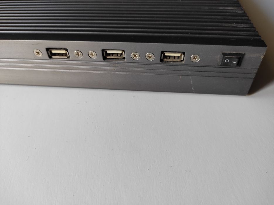 Підставка під ноутбук алюмінієва Akasa AK-NBC-01