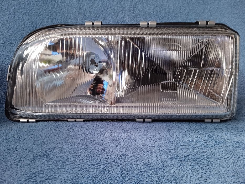 Фары volvo 850 1996г.