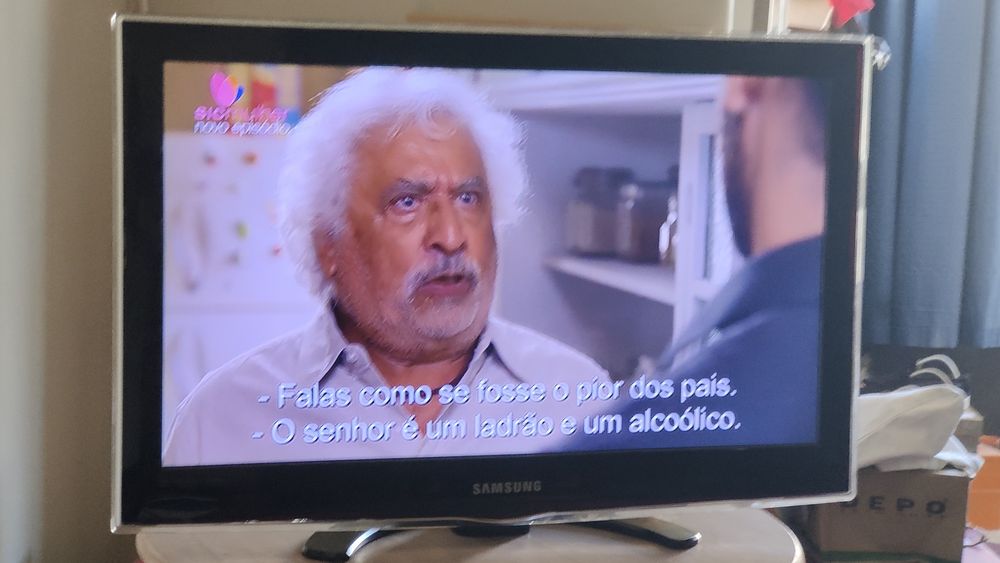 TV Samsung UE26C4000PW