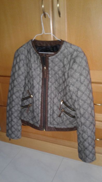 Jaqueta em tons de castanho ( Senhora)  Mango