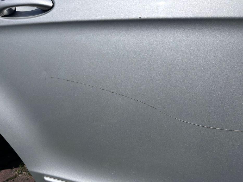 Mercedes A klasa w169 DRZWI prawa strona tył srebrne lakier 761 zdrowe bez rdzy! części