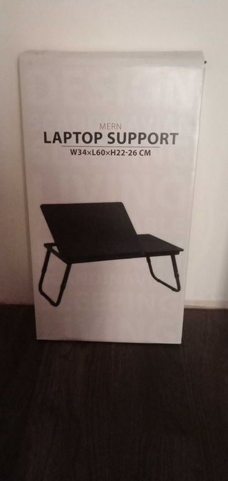 Столик для ноутбука
