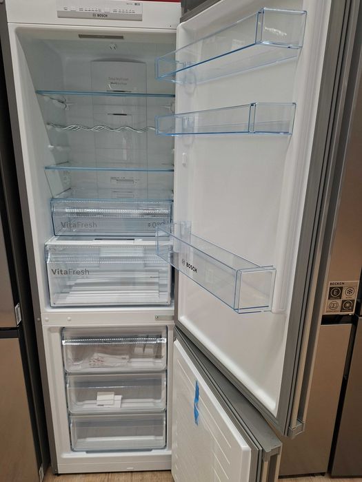 Frigorífico Combinado BOSCH / MIELE  (No Frost - 186 cm - 326 L - Inox)  | Novo
