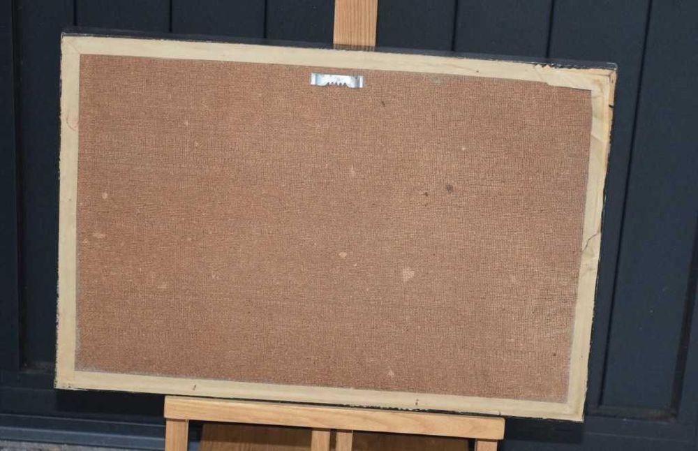 Quadro artesanal muito antigo, feito com penas verdadeiras de aves e algumas plantas secas – aves em alto relevo