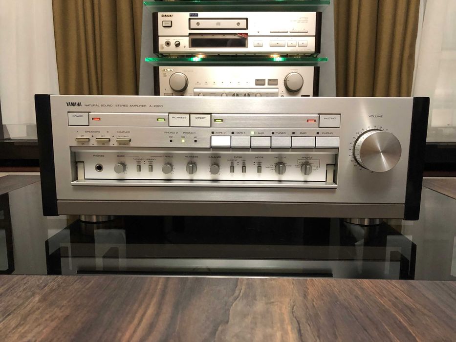 Усилитель YAMAHA A-2000