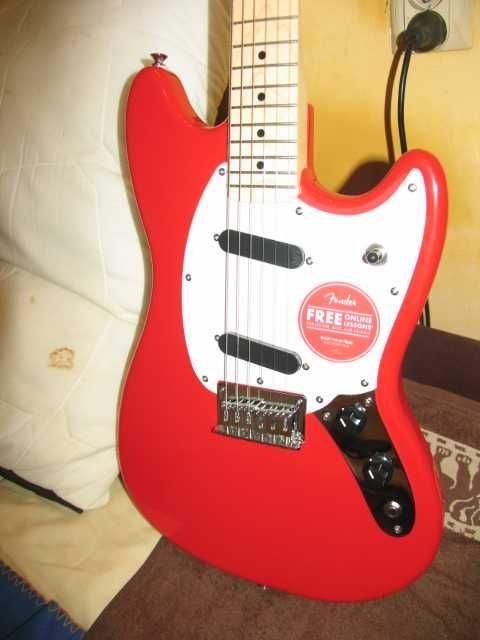Gitara elektryczna by Fender Mustang Sq. nowa po regulacji