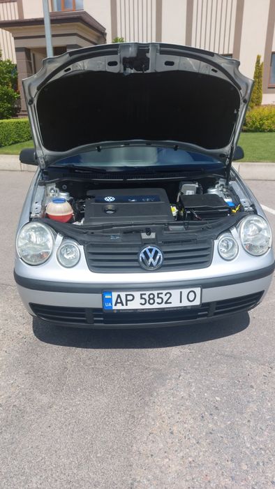 Volkswagen Polo АВТОМАТ ГАЗ 4...