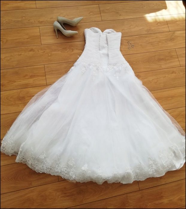 Piękna Suknia Ślubna ! r 36 38 40