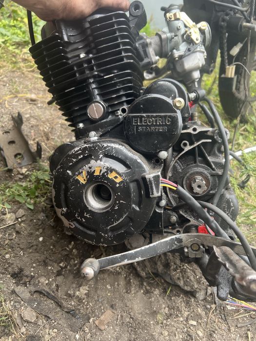 Двигатель на мотоцикл  172fmm 250см