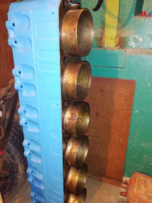 Продам блок с гильзами к двигателю 3Д6
