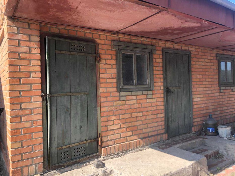 Продам 2 поверховий будинок в Калинівці 6828