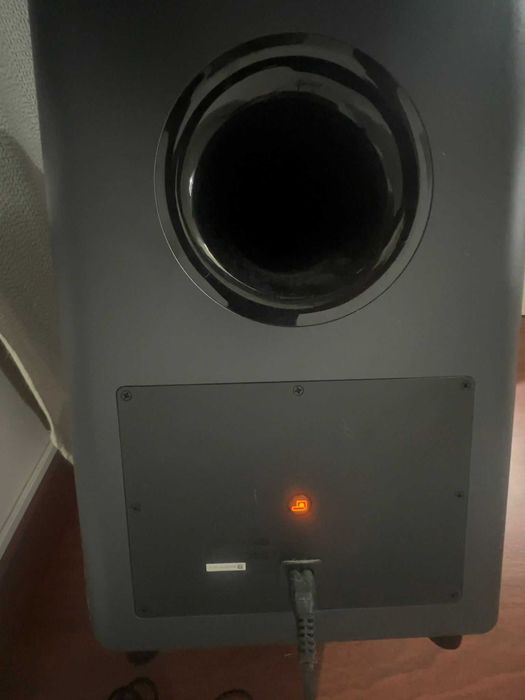 Soundbar JBL 5.1 – Som Surround – Excelente Estado