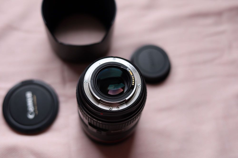 Canon EF 24-70mm F/2.8 L USM + Adaptador EF-EOS R Original