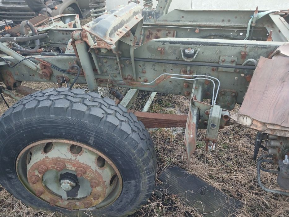 Армійська вантажівка Мерседес 1017
