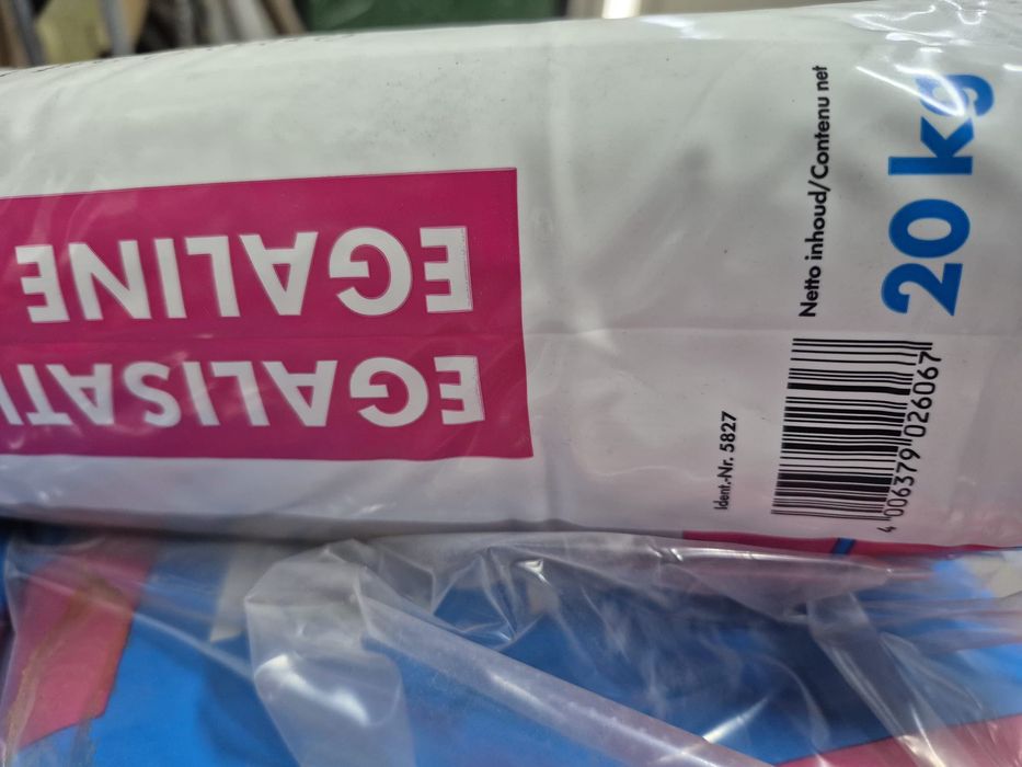 Knauf  Egaline Universal plus