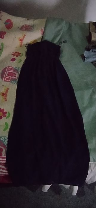 Vendo vestidos impecáveis