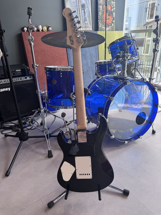 Yamaha Pacifica 212V QM TBL