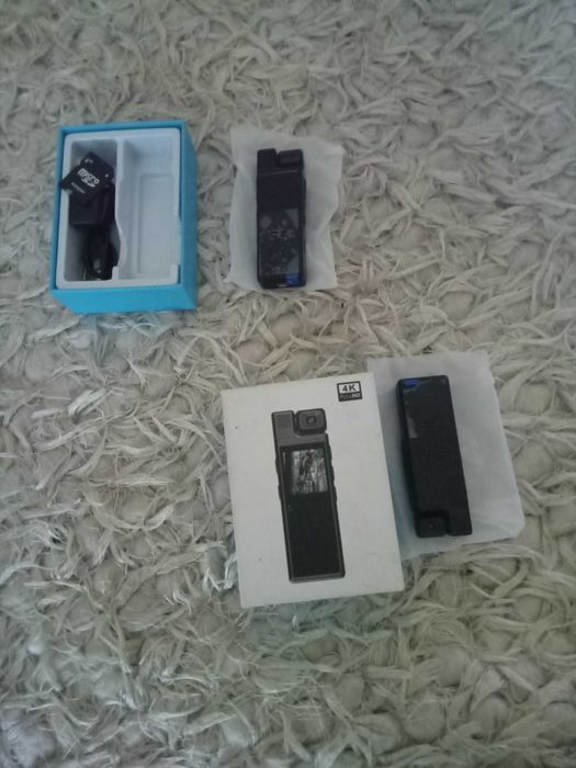 Нагрудна боді-камера L9 WiFi з дисплеєм та картою пам'яті на 32 Гб