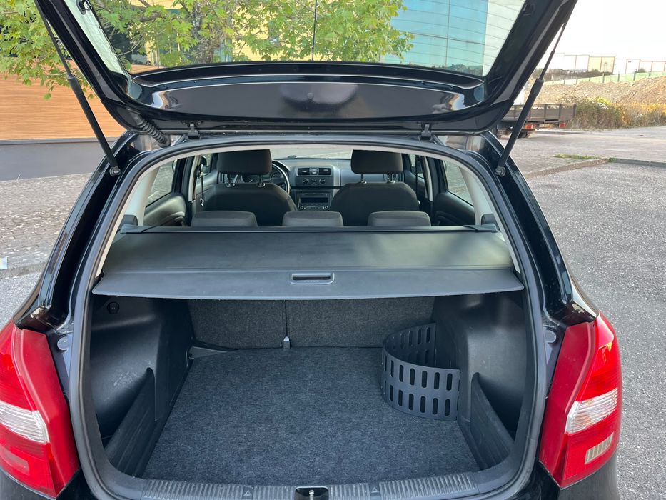 Škoda Fabia 1.4 MPI Gasolina 86cv – 2010