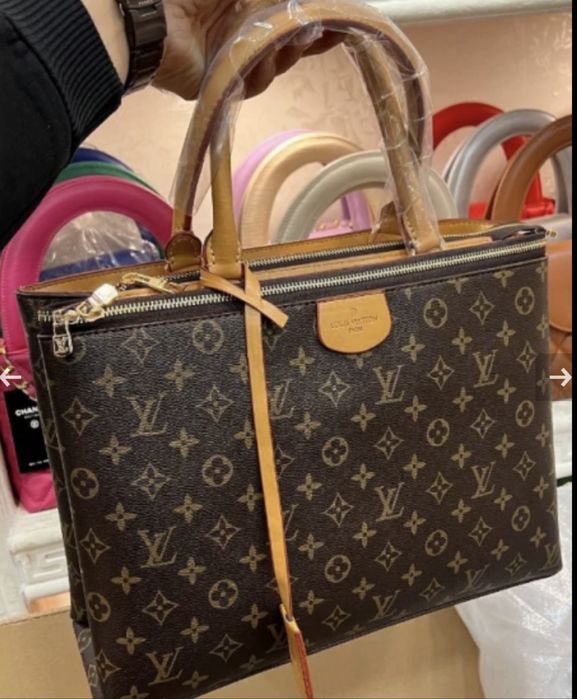 Сумка Louis Vuitton канвас