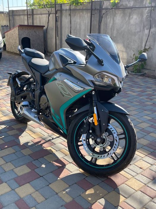 Мотоцикл VOGE 300 RR (LONCIN GP300]