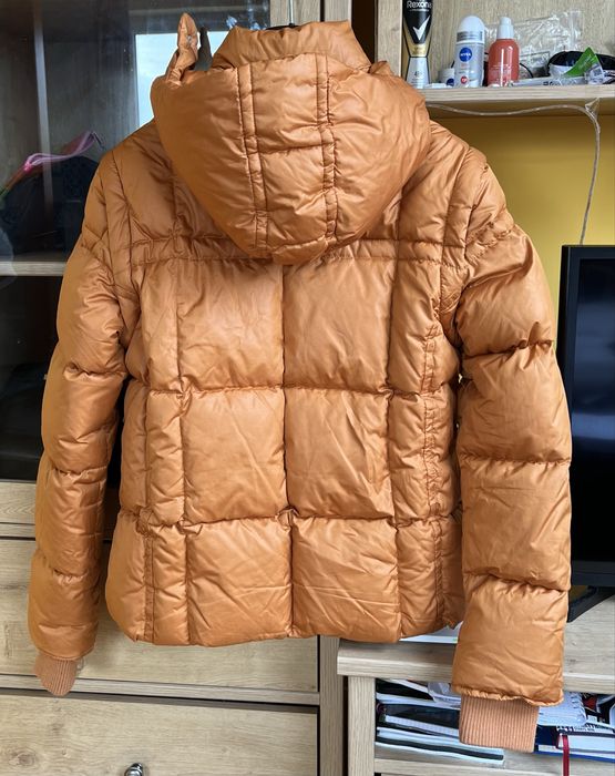 Куртка пуховик  с отстегиваюшимися рукавами, размер L