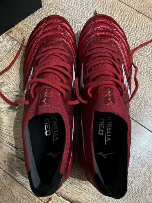 Sprzedam nowe korki mizuno morelia neo IV FG rozmiar 40,5