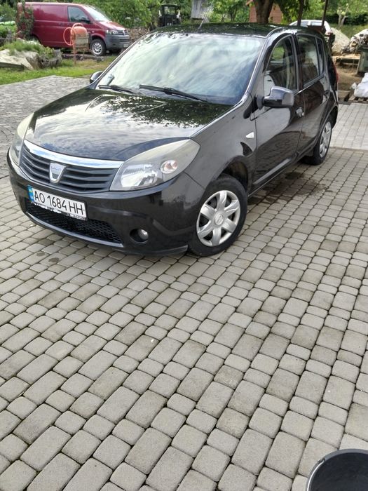 Продам dacia sanbero