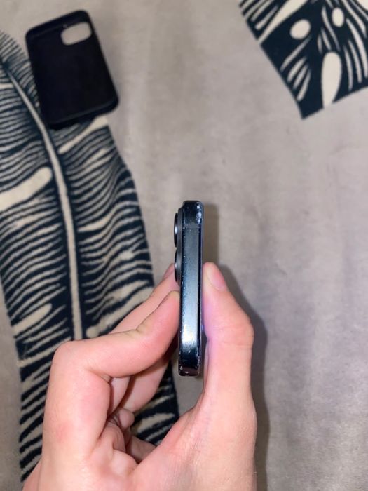 iPhone 15 128gb esim