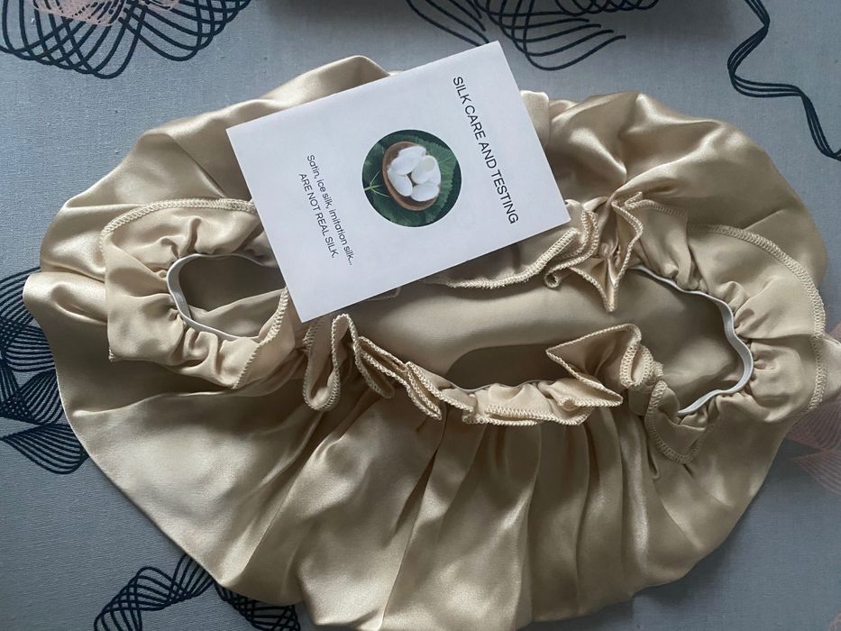 Beżowy czepek na włosy jedwabny