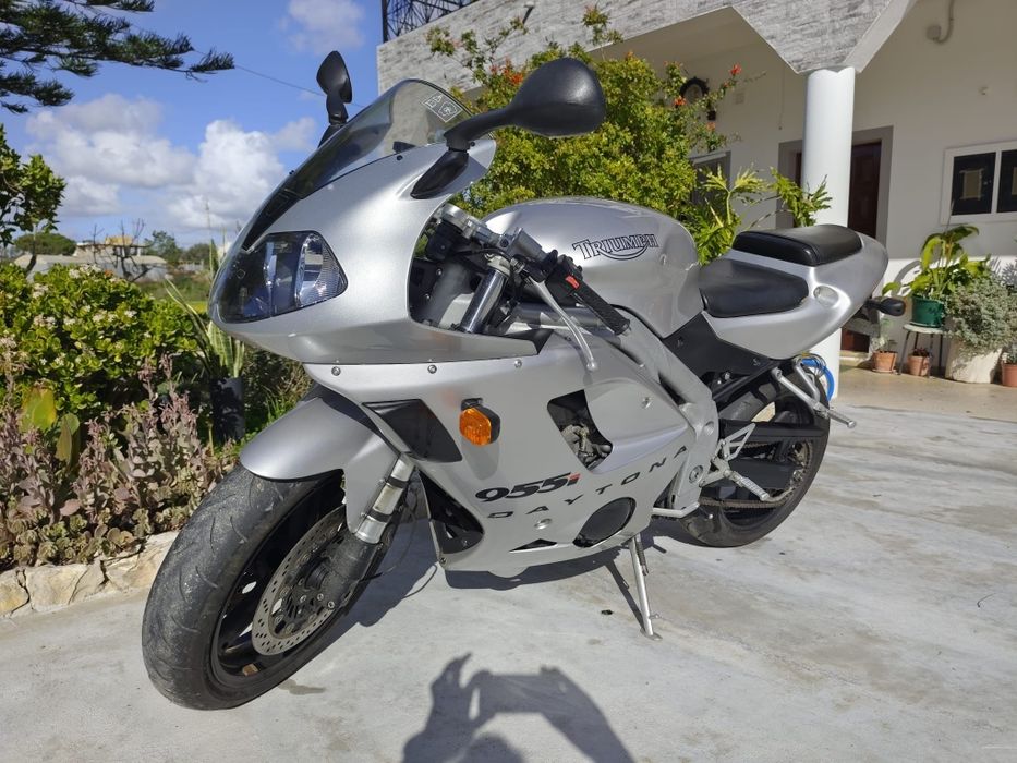 Triumph Daytona 995i