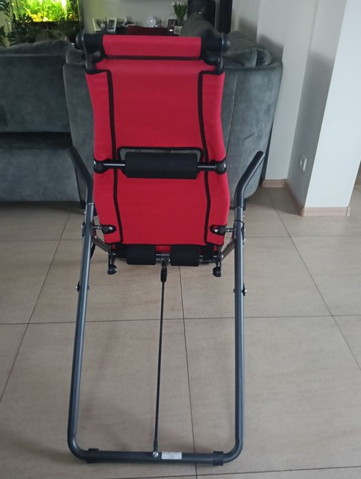 Krzesło do masażu i ćwiczeń firmy Backlounge