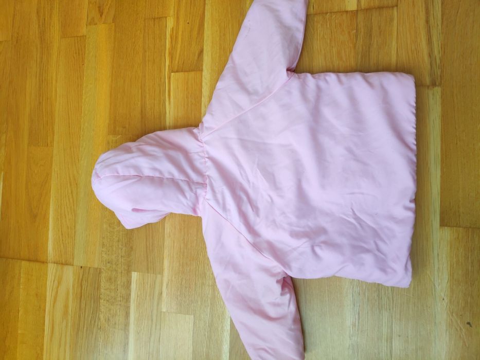 Продам куртку на 3-4 мес