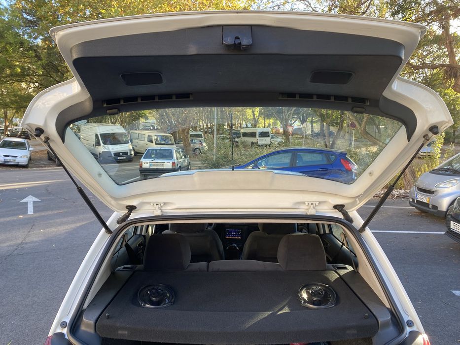 Volkswagen Golf 4 à Venda – Económico, Confortável e Fiável — photo 5