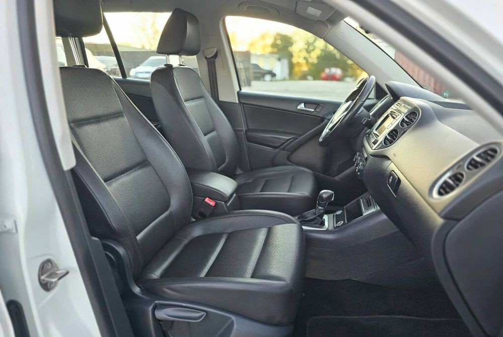 Volkswagen Tiguan S      2016