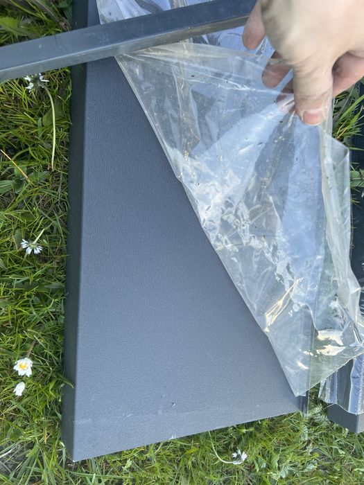 Parapety 2 metalowe blacha antracyt 152 cm x 26 cm