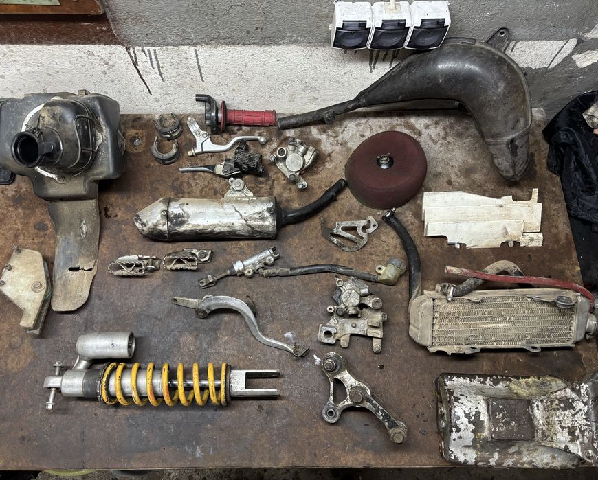 Honda CR 80 85 czesci sprzeglo cylinder skrzynia kartery  zaplon