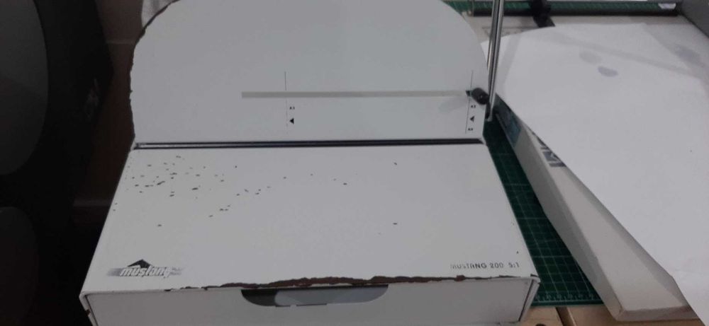 Encadernadora espiral metálica