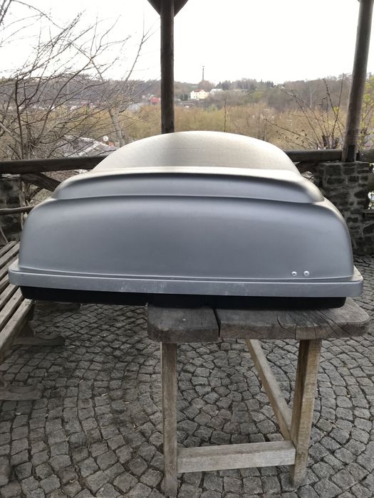 Автомобільний бокс на дах